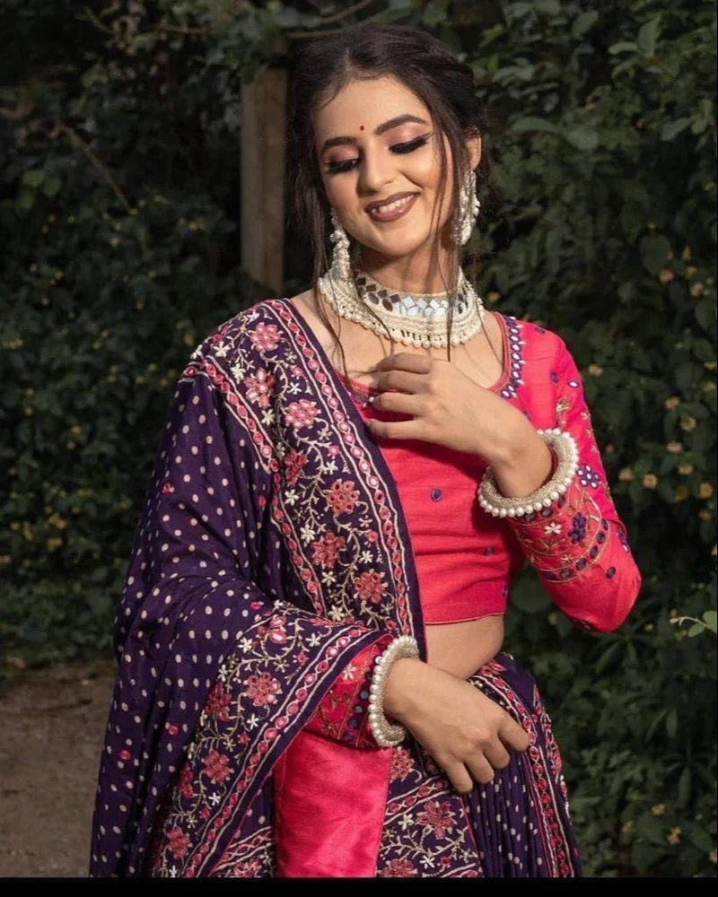 Best Selling Designer Printed Lahenga Chol